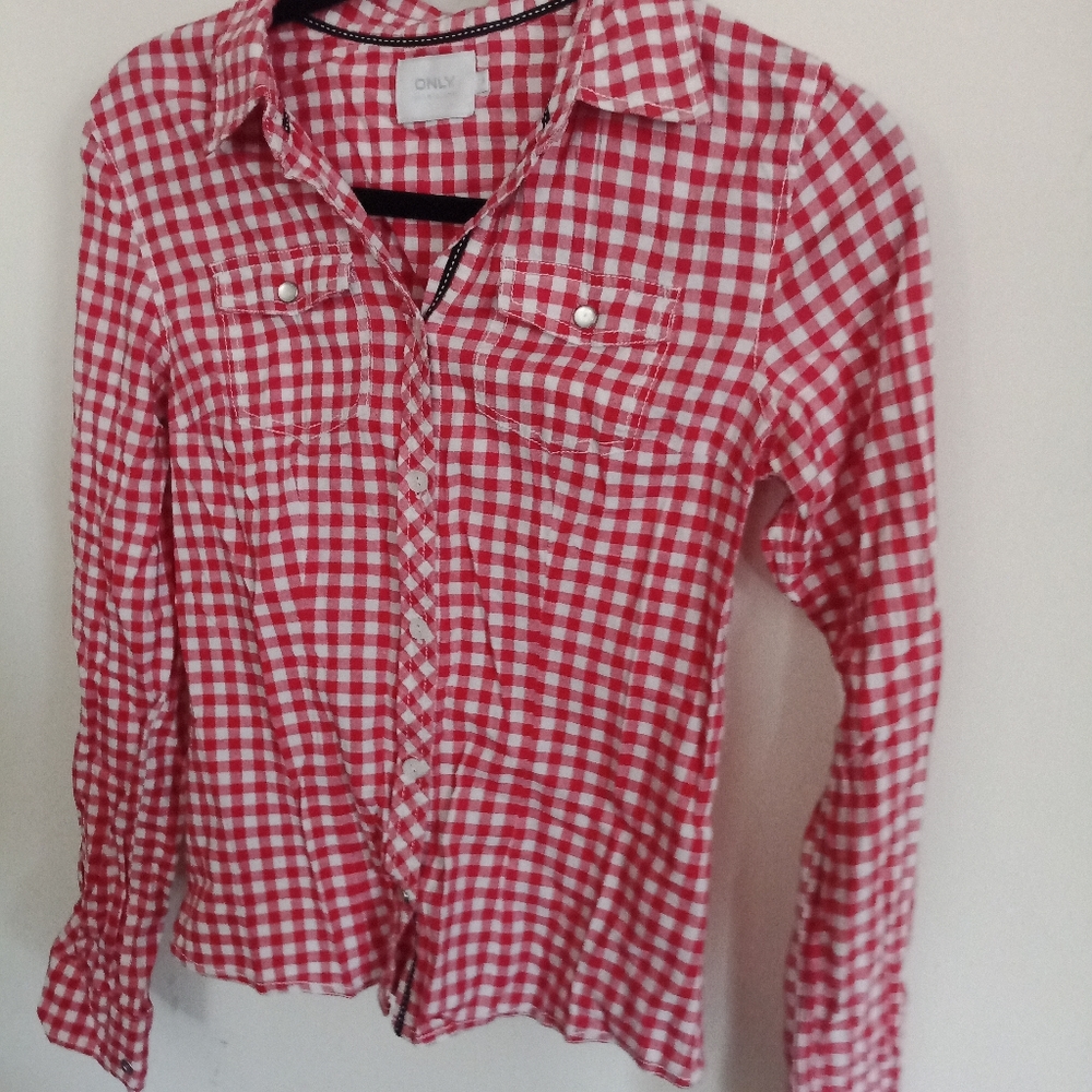 Gingham red and white shirt size S